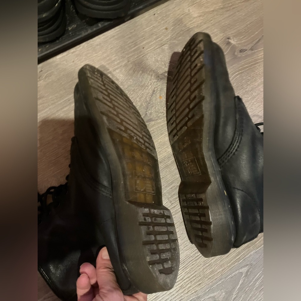 Docs - Picture 4 of 6